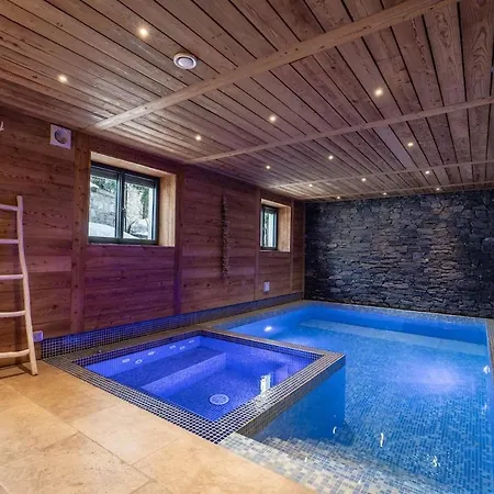 Superbe Avec Piscine A Moriond Dağ evi Courchevel